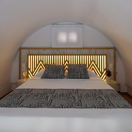 Astir Thira Hotel Fira  Ngoại thất bức ảnh
