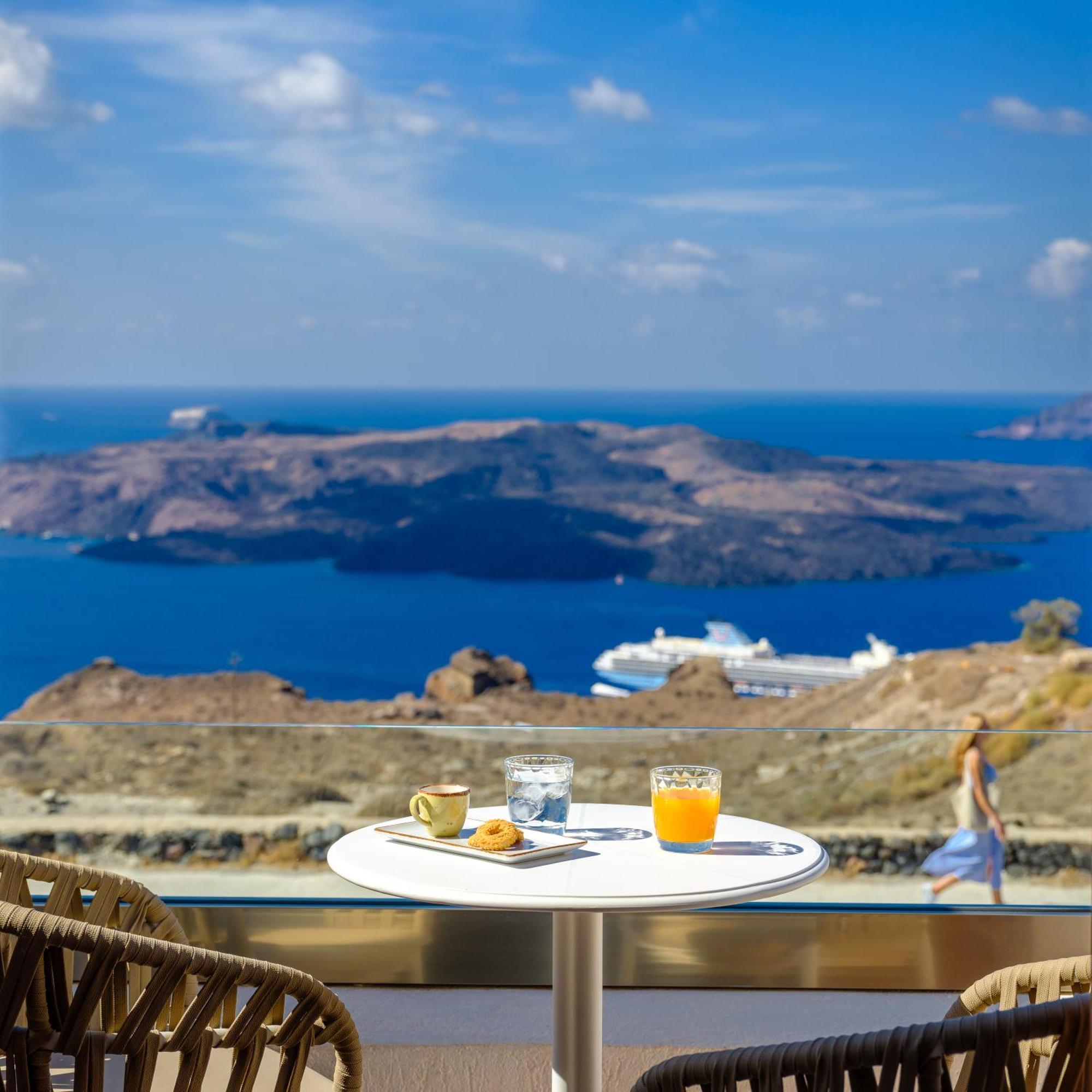 Astir Thira Hotel Fira  Ngoại thất bức ảnh