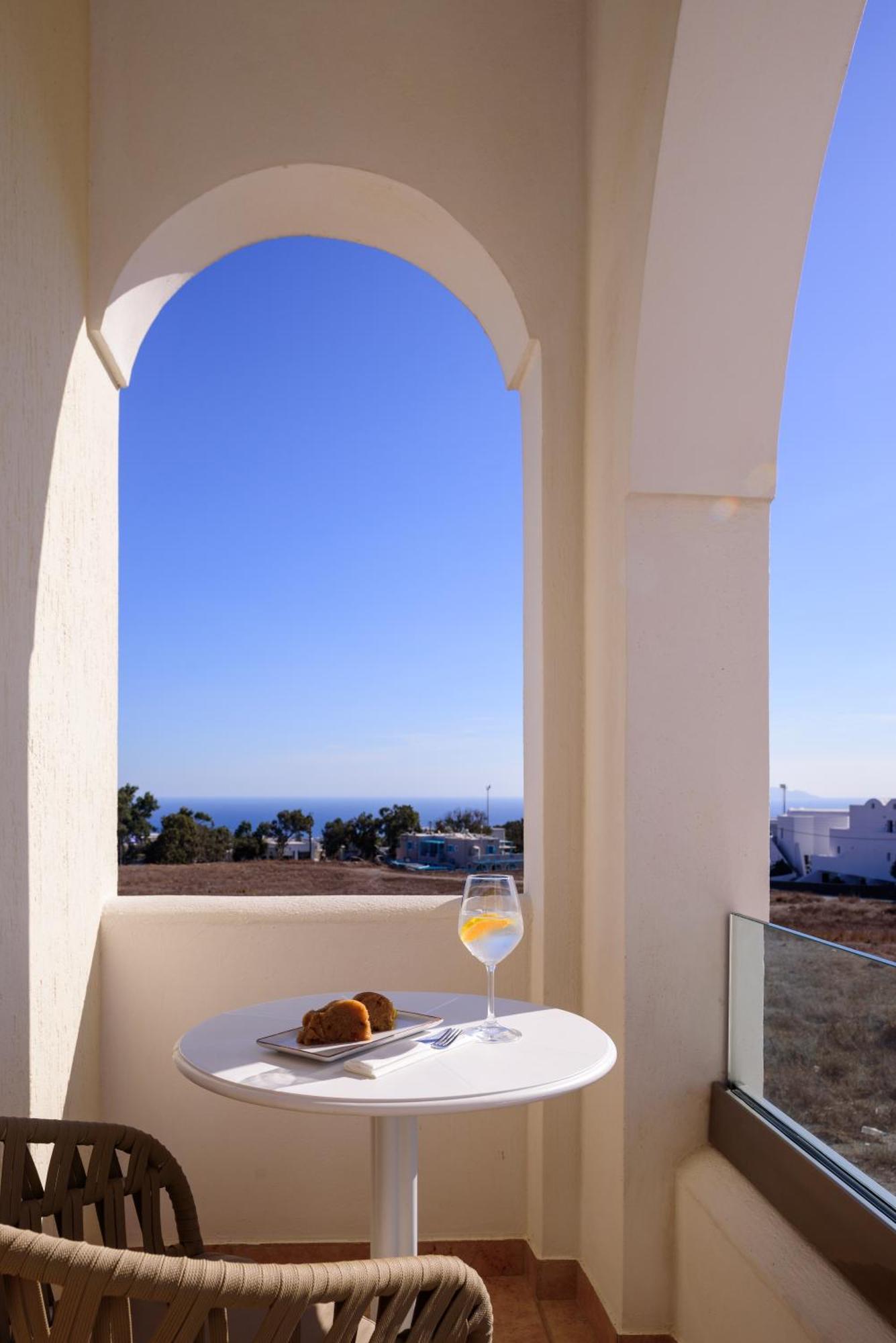 Astir Thira Hotel Fira  Ngoại thất bức ảnh