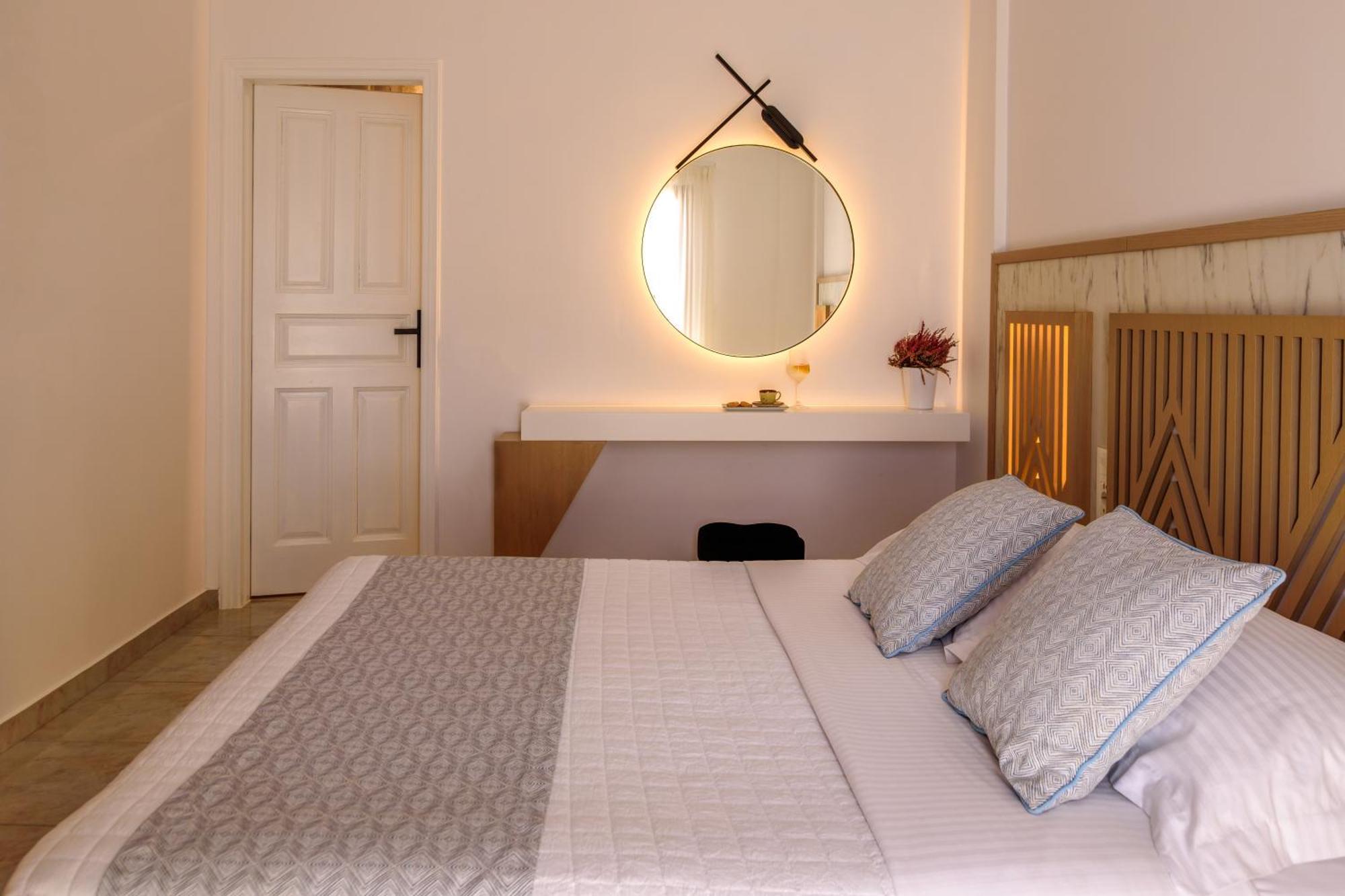 Astir Thira Hotel Fira  Ngoại thất bức ảnh